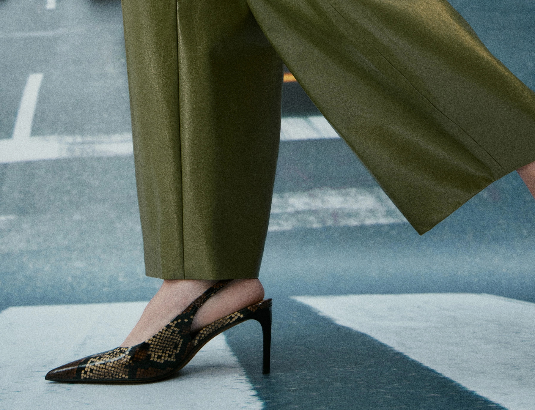 Slingbacks
