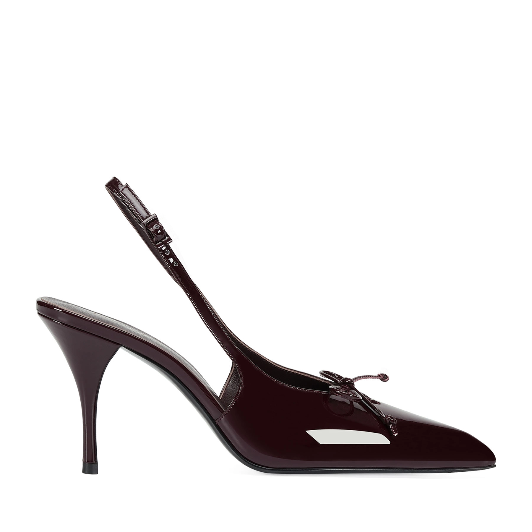 Pantofi slingback
