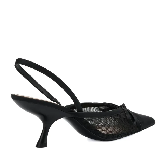 Pantofi slingback